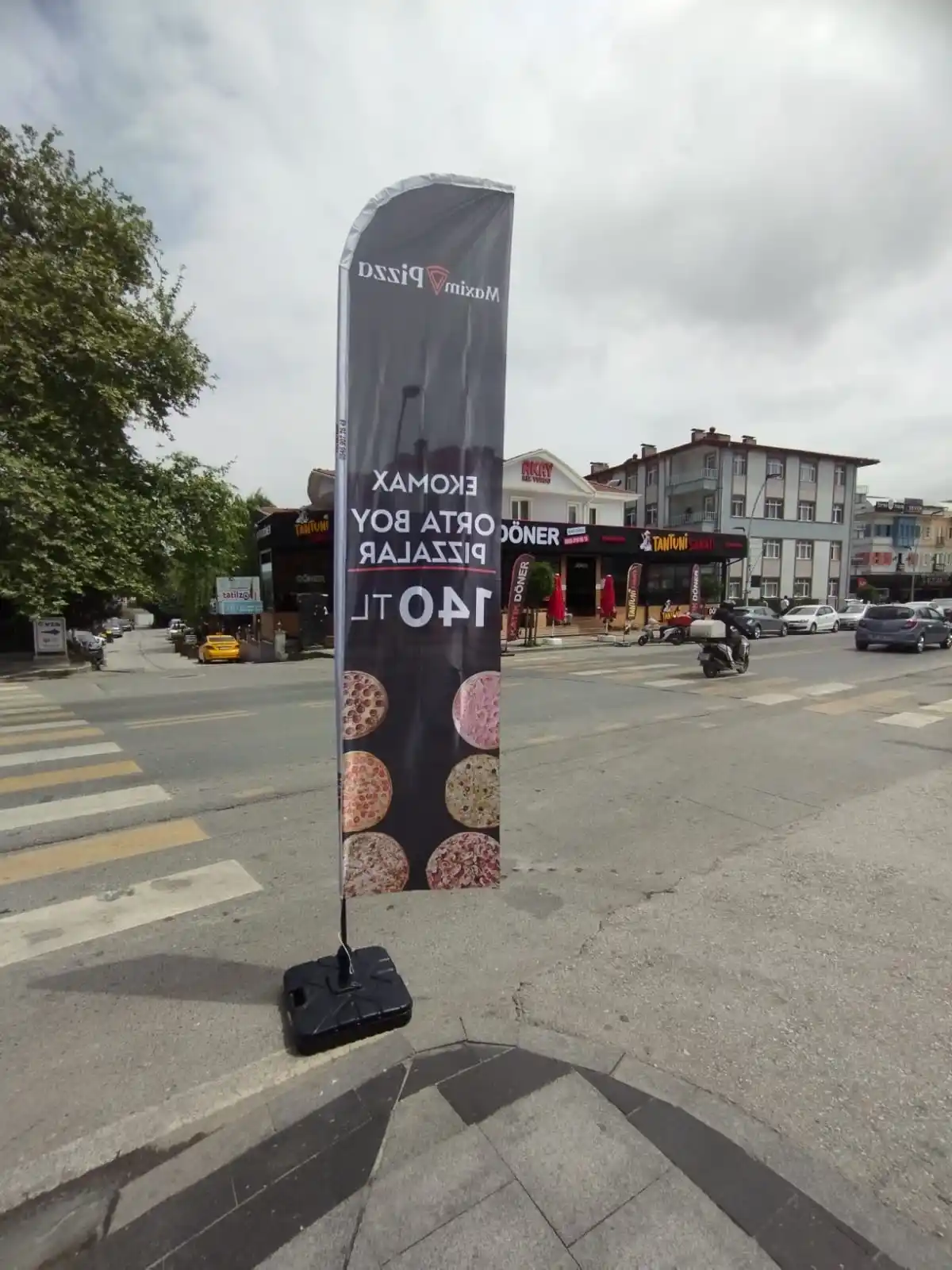 Pizzacı Yelken Bayrağı-7